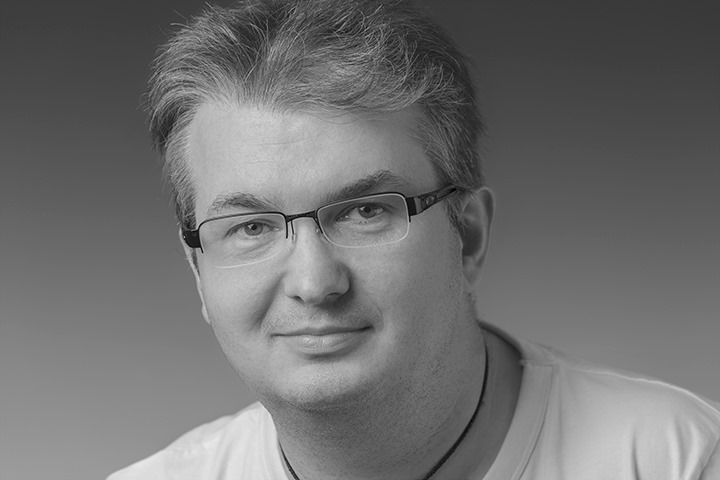  kurzus oktató fényképe